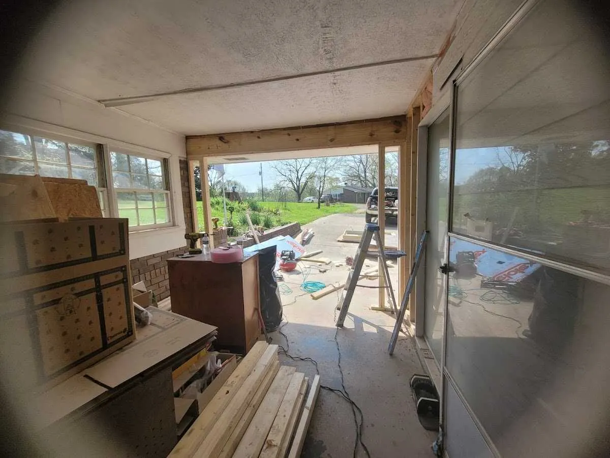 Air movers and dehumidifier for Water Mitigation Services in North Middleton